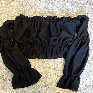 Boohoo Off The Shoulder Ruffle Crop Top - Black